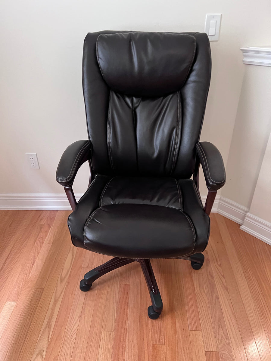 Staples westcliffe outlet bonded leather chair