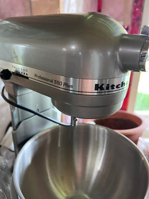 KitchenAid Professional 550 Plus Stand Mixer