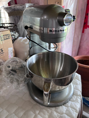 KitchenAid Professional 550 Plus Stand Mixer