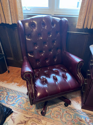 Leather Tufted Executive Office Chair