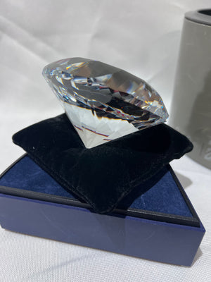 Swarovski Crystal 238167 Chaton Paperweight w/ Pillow, 3" wide