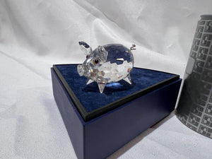 Swarovski Crystal 7638 NR 050 Medium Pig w/ Metal Tail, 2" wide