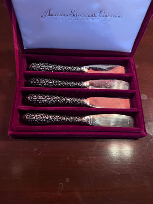 American Silversmiths Collection by Godinger 4 Butter Knives