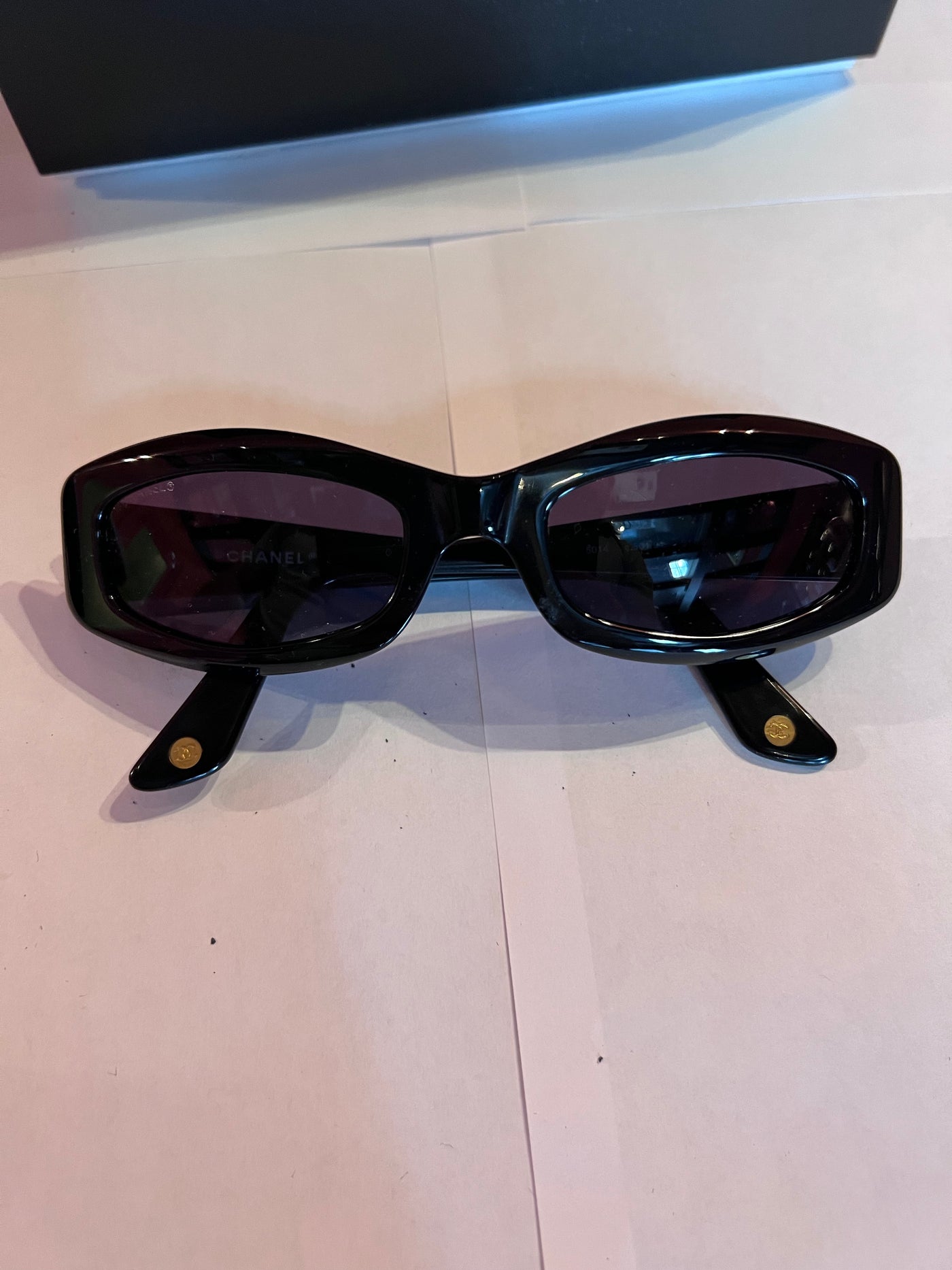 Women's Chanel Vintage Oval Sunglasses – Sell My Stuff Canada
