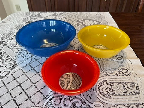 Pyrex nesting bowls best sale