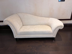 Beige/Cream Chaise Lounger