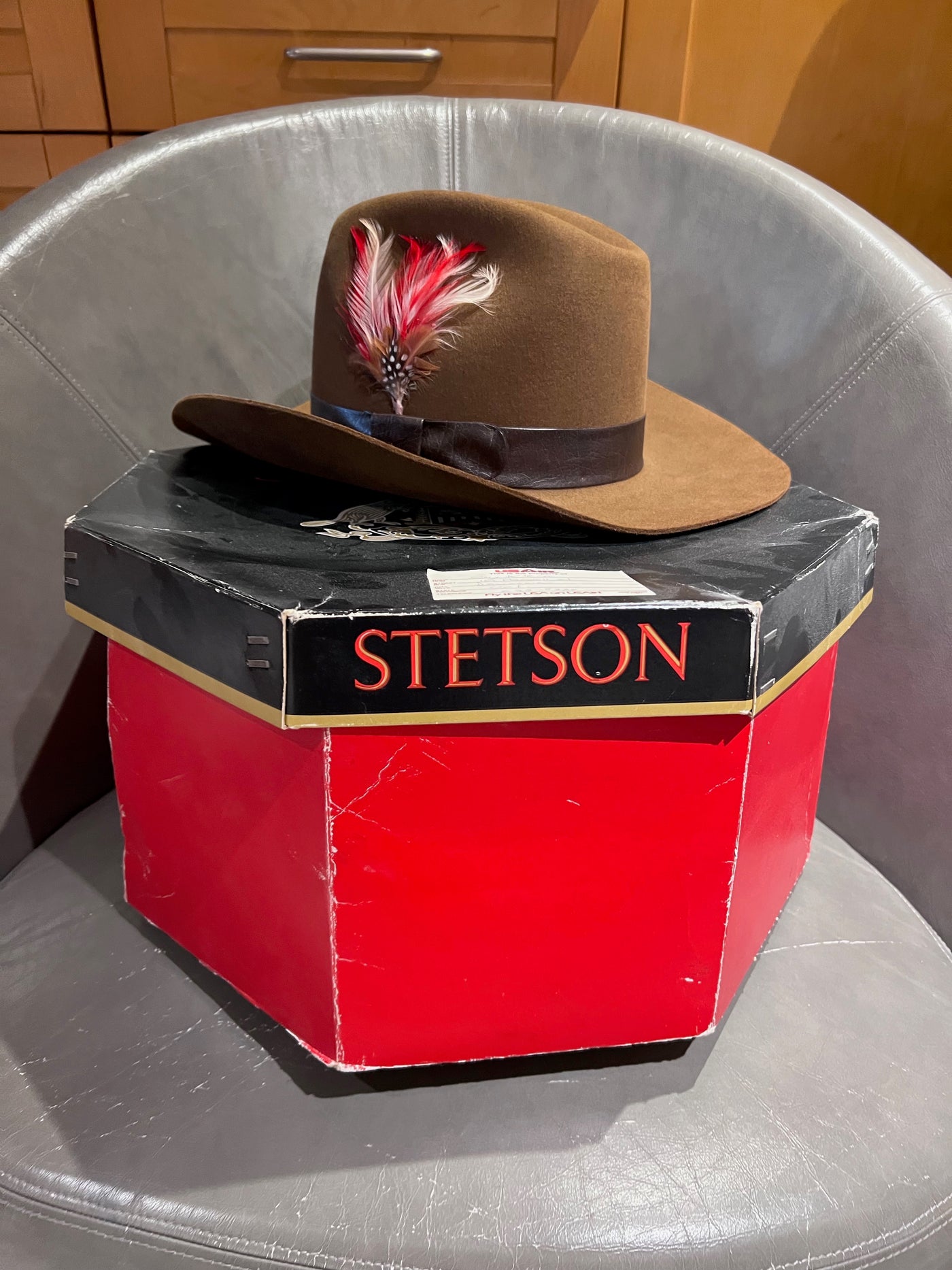 LIKE-NEW Vintage Stetson Hat, Size 7 3/8 – Sell My Stuff Canada ...