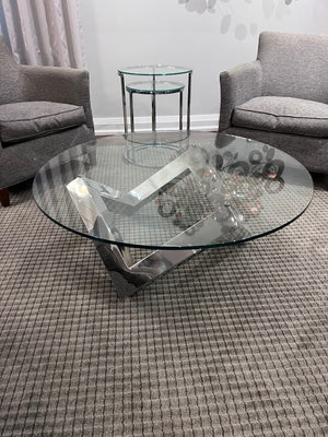 ELTE Chrome/Glass Round Como Cocktail Table (*retail $895)