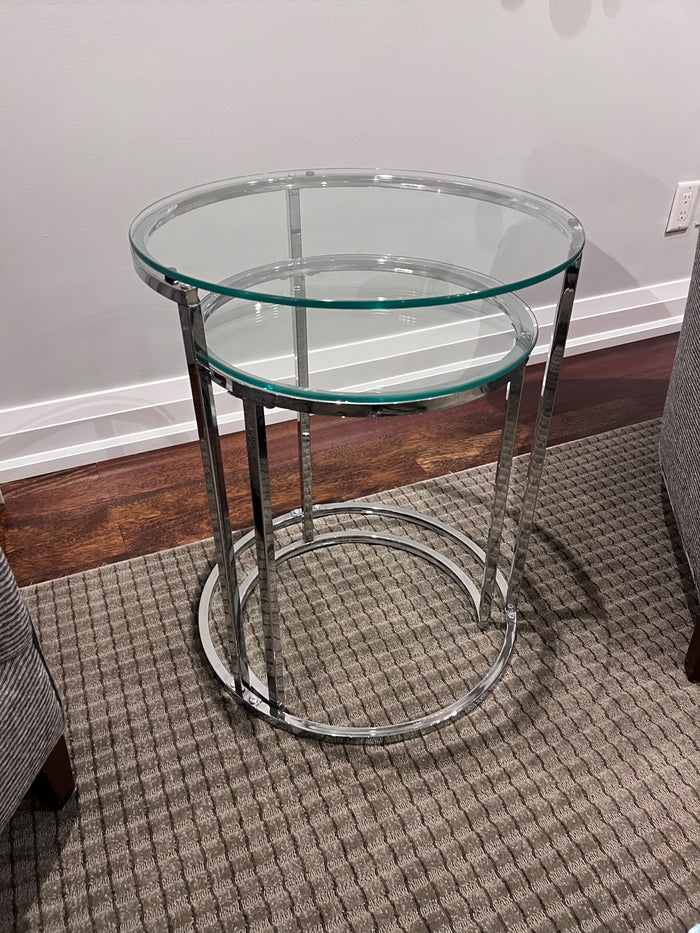 2 pc Chrome/Glass Round Nesting Tables