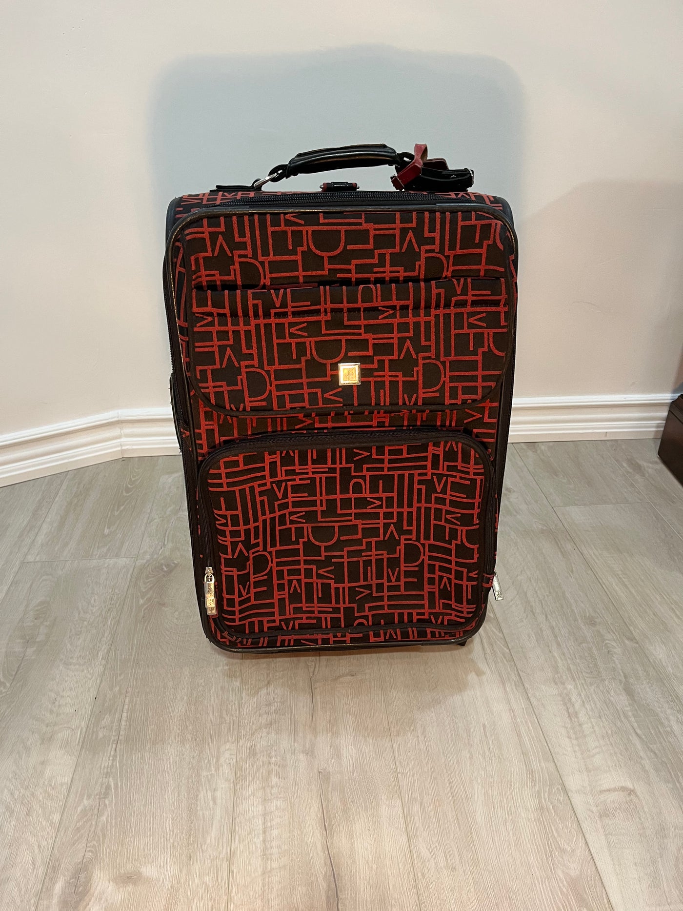 Dvf carry on luggage online