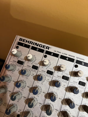 Behringer Eurorack MX2642A Mixing Console