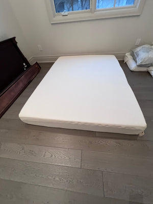 Essentia Dormeuse Fior Contour Organic Mattress, Queen (*retail $8,500)