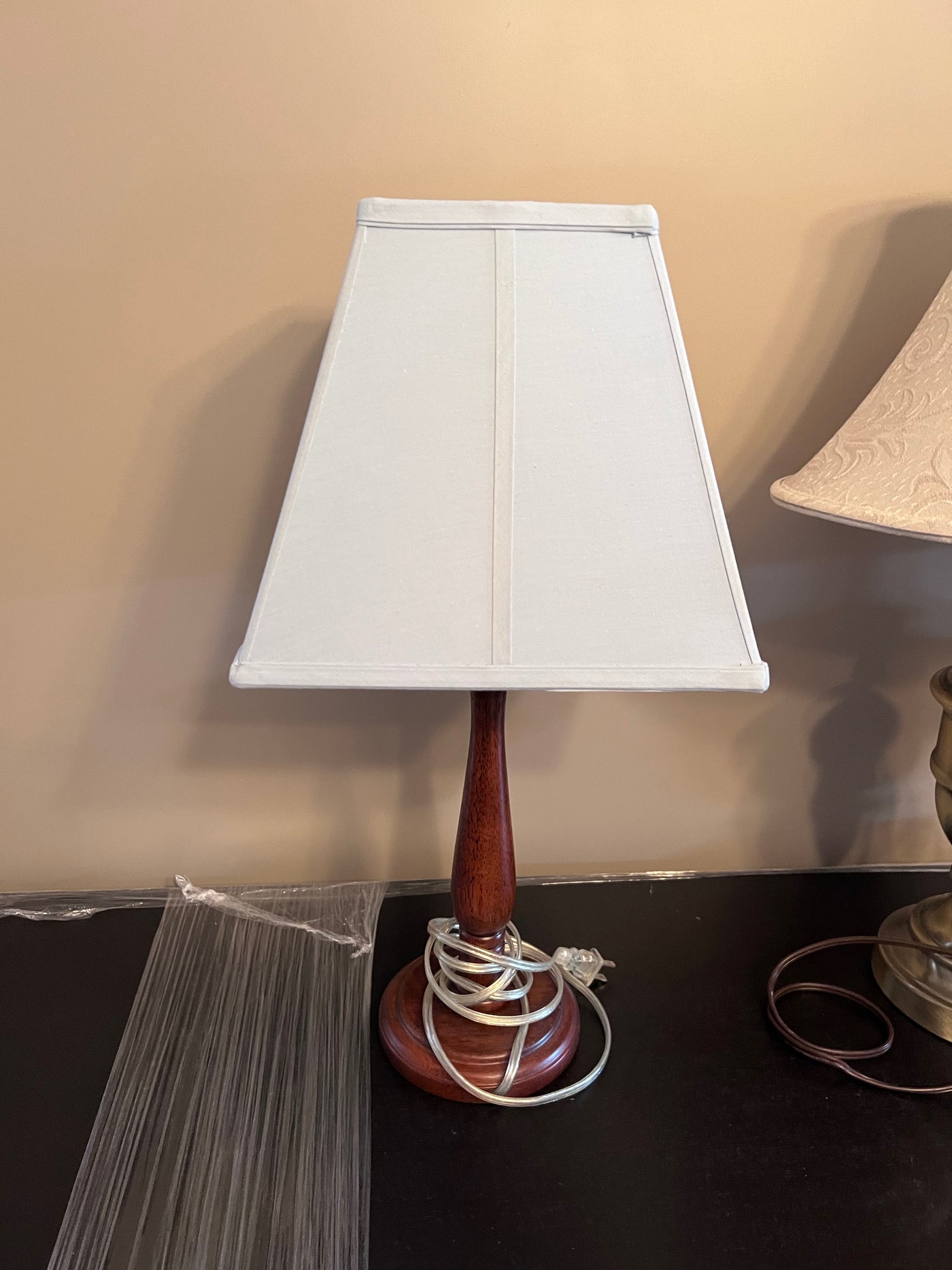 Pottery barn kids table hot sale lamp