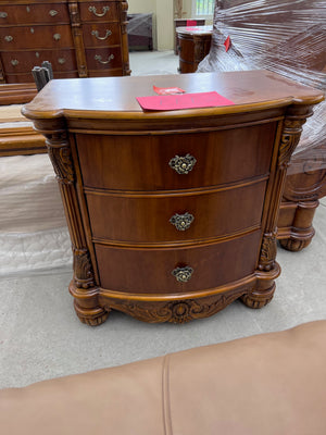 Pair of Pulaski Edwardian Nightstands