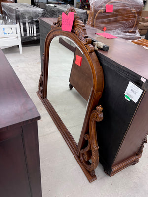 Pulaski Edwardian Dresser with Mirror