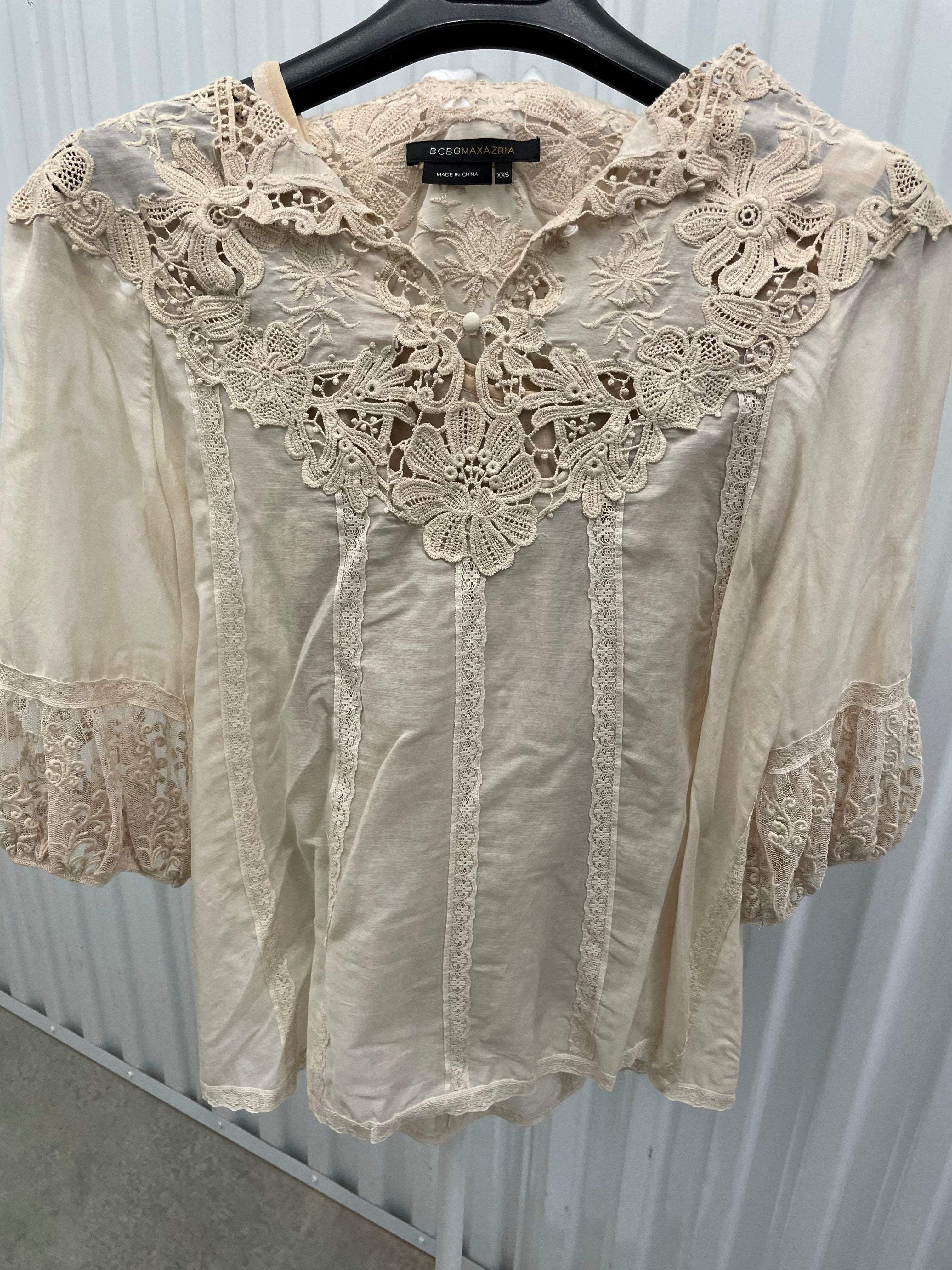 Bcbg Max Azria Cream Lace Top 5oceanos