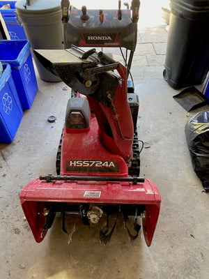 Honda Hydrostatic HSS724A Track Snowblower