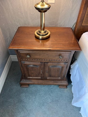 Pair of Vintage Ethan Allen 'Classic Manor' Nightstands