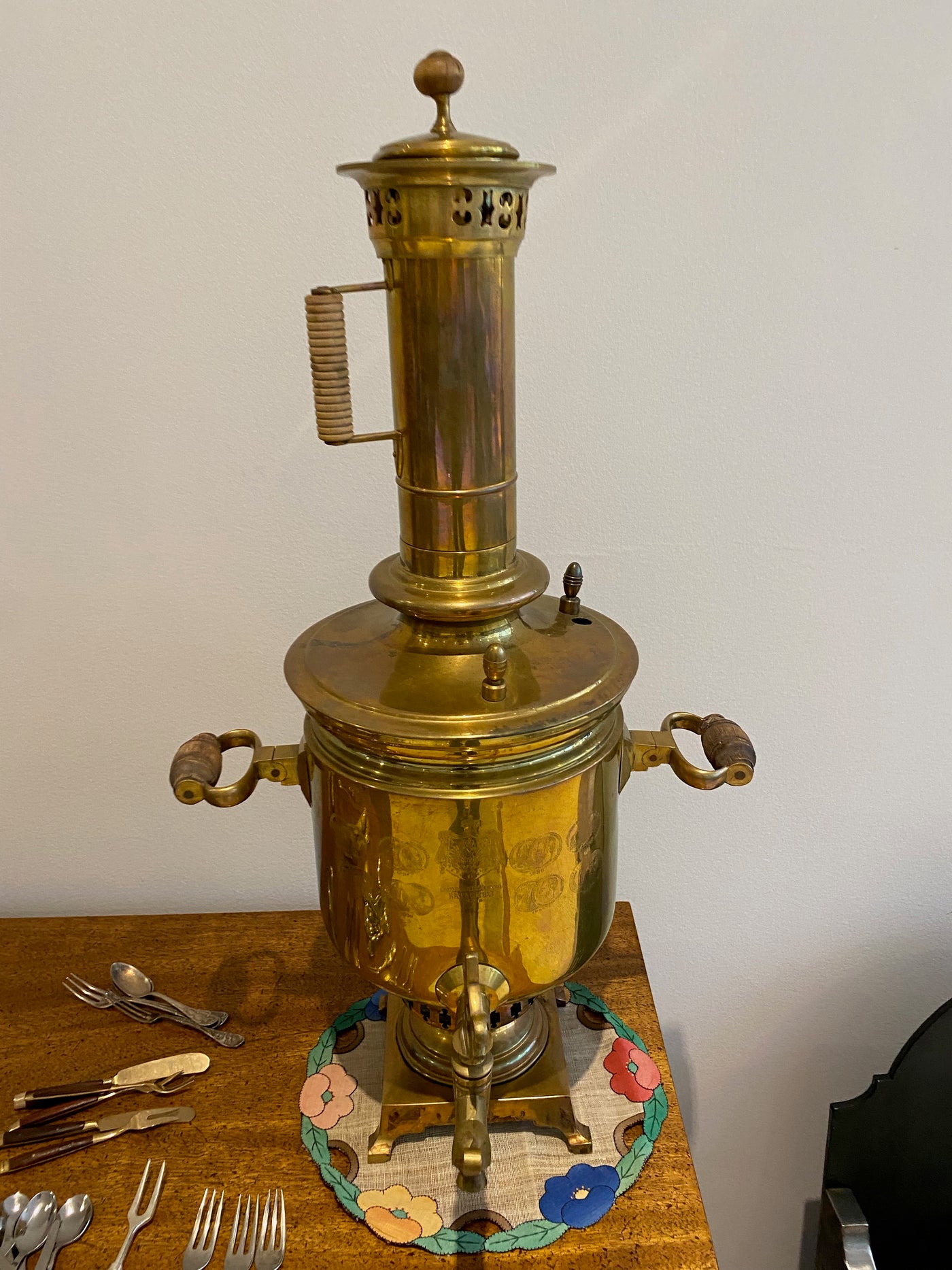 Russian Brass Samovar, Wood Handles – Sell My Stuff Canada - Canada's  Content and Estate Sale Specialists