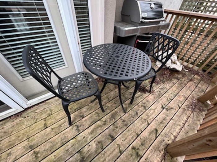 Cast Aluminum Bistro Table + 2 Chairs