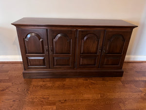 Ethan Allen Georgian Court Sideboard