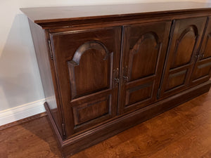 Ethan Allen Georgian Court Sideboard