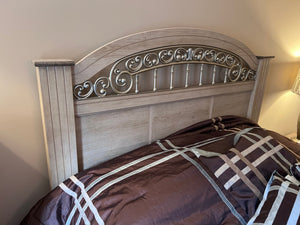 Ashley Furniture Catalina Queen Bed Frame