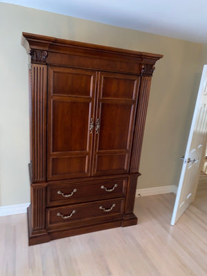 "Stanley Furniture" Armoire/Entertainment Unit