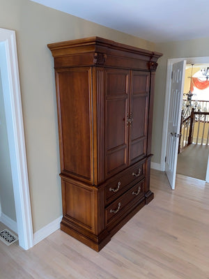 "Stanley Furniture" Armoire/Entertainment Unit