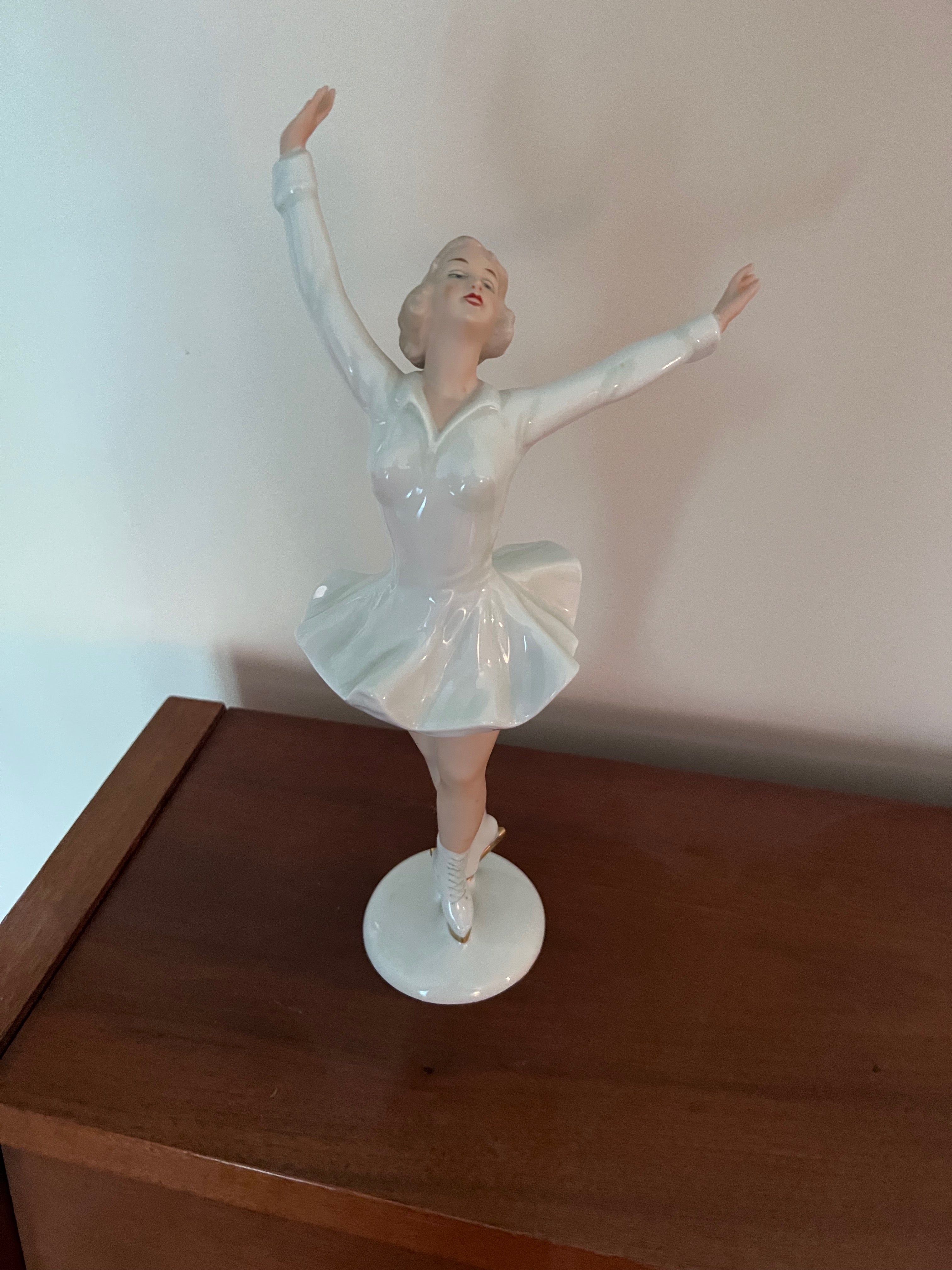 Wallendorf Porcelain Figure Skater Figurine – Sell My Stuff Canada