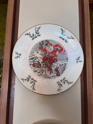 6 Royal Doulton Christmas Collector Plates