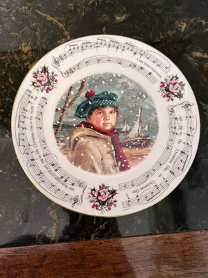 6 Royal Doulton Christmas Collector Plates