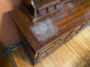 "Palliser" Dresser + Mirror (*condition)