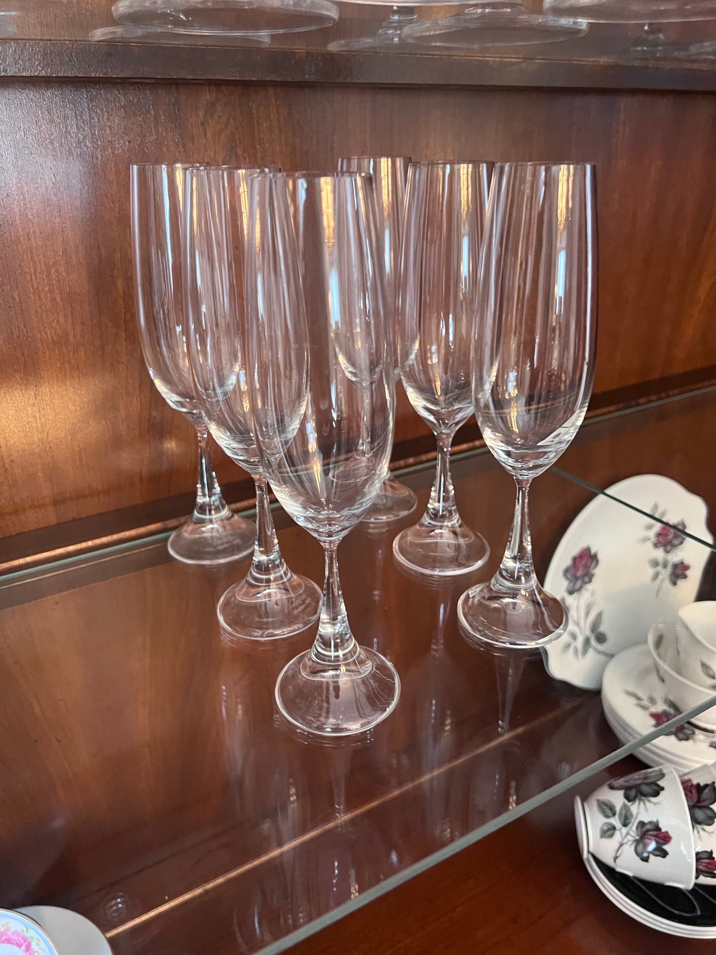 2 Jihlavske Sklarny Bohemia 24% Lead Crystal Champagne Flutes – Sell My  Stuff Canada - Canada's Content and Estate Sale Specialists