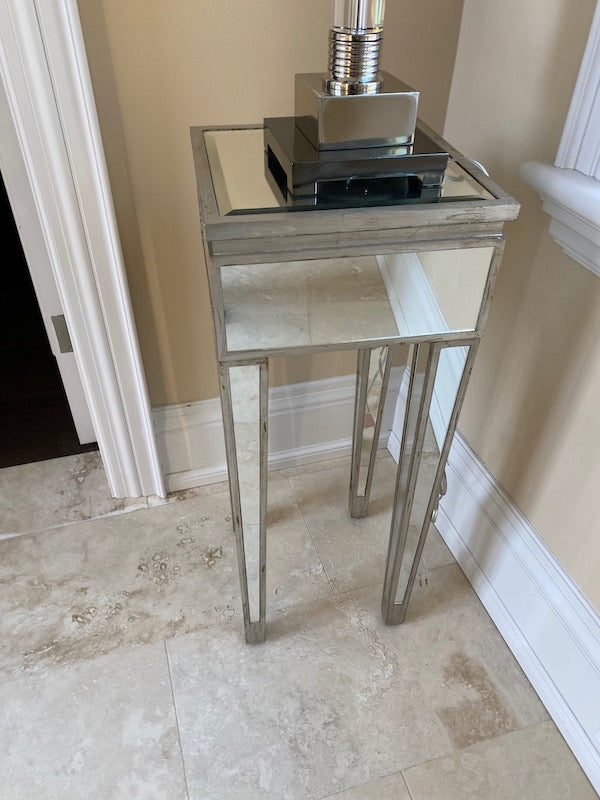 Mirrored Pedestal Stand # 2 – Sell My Stuff Canada - Canada's Content 