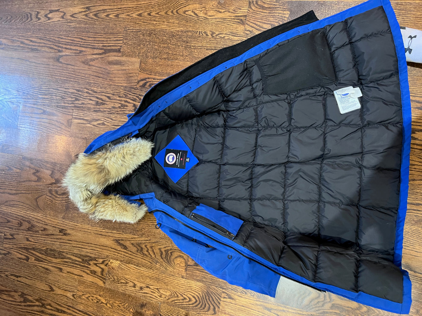 Youth Canada Goose Brittania Parka in Pacific Blue, Size M (10-12