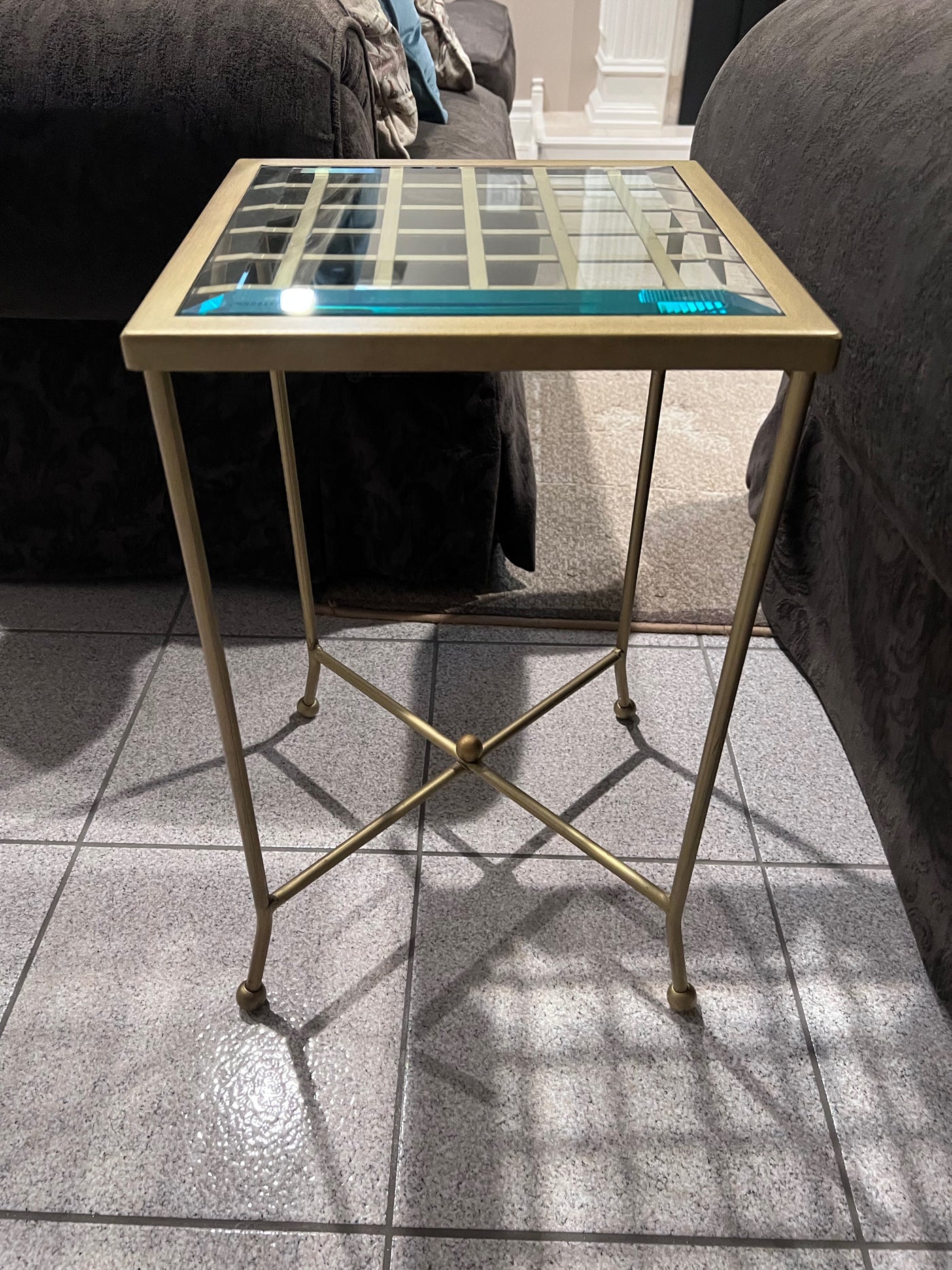 Gold Accent Table Sell My Stuff Canada Canada S Content And Estate   IMG 3930 26c52500 58b1 4859 9cd5 0bd55394c405 1400x 