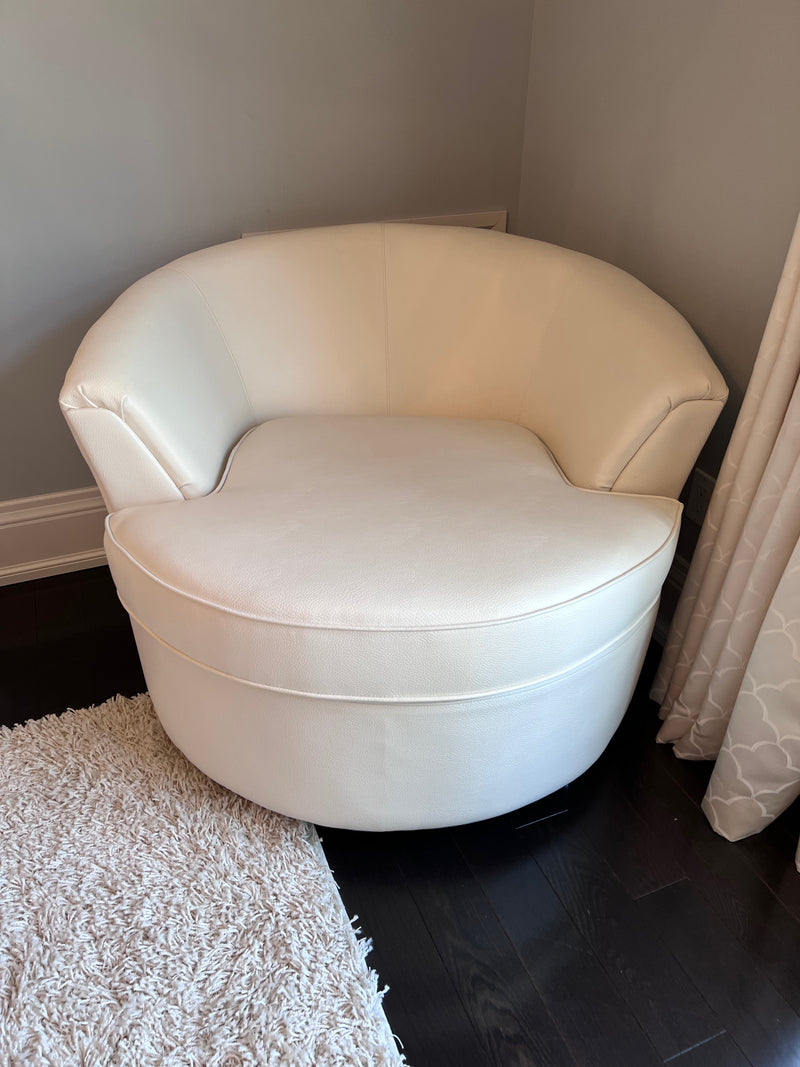 White Sofa by Fancy Leather Cuddler Chair Sell My Stuff Canada