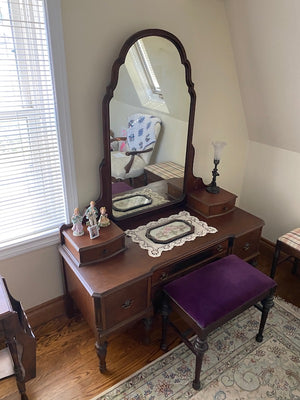 Malcolm & Souter Antique Vanity Table