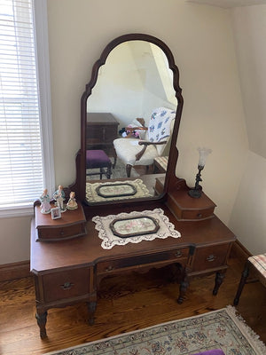 Malcolm & Souter Antique Vanity Table