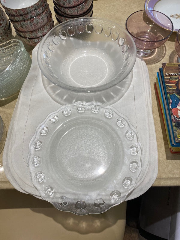 Dinner set with outlet serving bowls