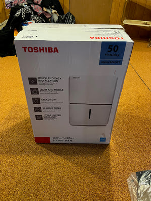 Toshiba 50 Pint Dehumidifier with Continuous Operation Function (*LIKE-NEW- Retail $300))