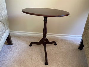 Bombay Company Petite Oval Side Table