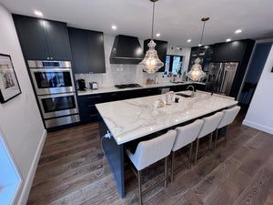 Luxury Custom Made Kitchen, Countertops, Millwork & Appliances (*Less than 3 years old)