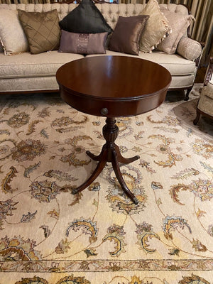 Round Duncan Phyfe Accent Table