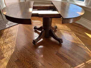 Round Oak Dining Table, Claw Feet (Can extend with 6 leaves)