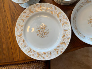 Dynasty Fine China Loceelle Dinnerware Set