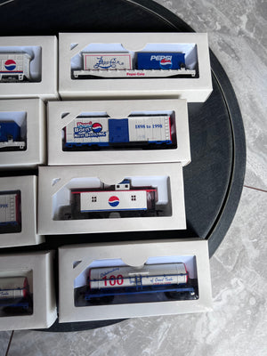 Model Power HO Scale Pepsi 8 Piece Train Set