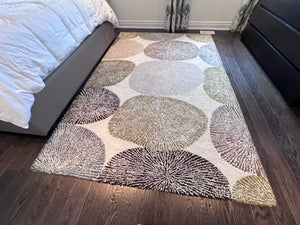 Crate & Barrel 100% Wool Rug- 6x9ft