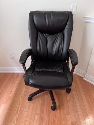 Staples Westcliffe Brown Bonded Leather Office Chair ($229 Retail)